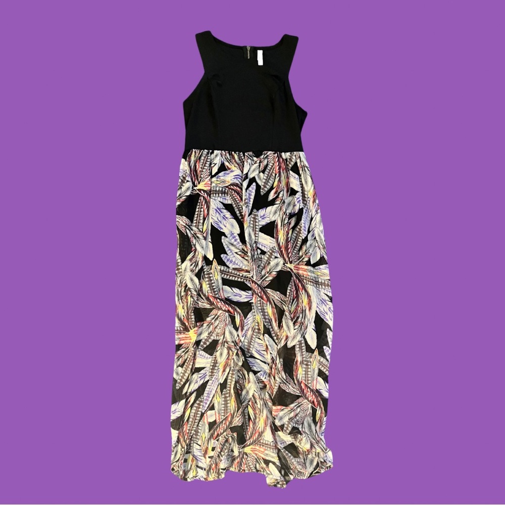 Sleeveless summer dress, size Large.